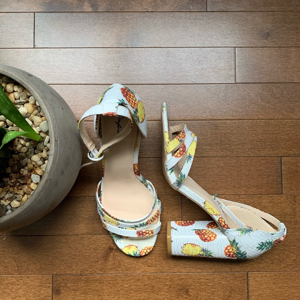 QUPID - Pineapple Print Strappy Heels